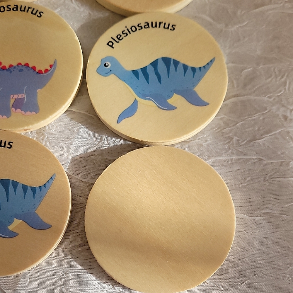 Wood toy for toddler Game! Find the Same - Dinosaurs - Picture 2 of 8